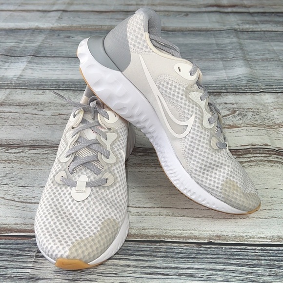 Nike Men's Renew Run 2 Platinum Tint/Summit White-Summit White Size-10 - Picture 1 of 8